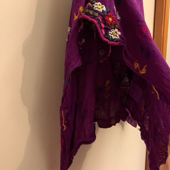 Boho Embroidered Poncho - Picture 7 of 8